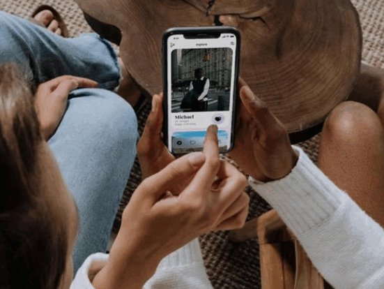 Height Filters Are Taking Off On Dating Apps. Are They Getting In The Way Of Finding True Love?